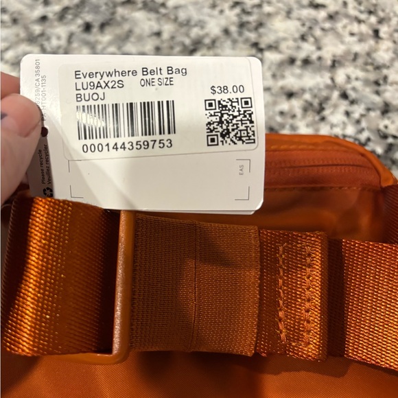 Lululemon Everyday Belt Bag - Picture 2 of 2